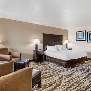 Zimmer mit Kingsize-Bett